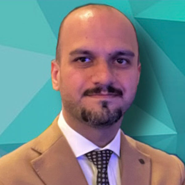 الدكتور كرم باسل نجم الدكتور كرم باسل نجم